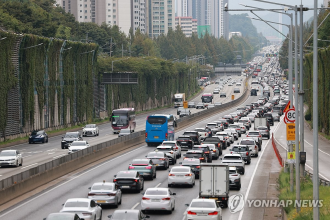 Traffic heavy on highways nationwide day after Chuseok 